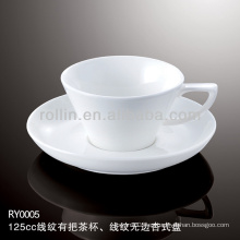 Taza de porcelana blanca y durable especial sana y platillo